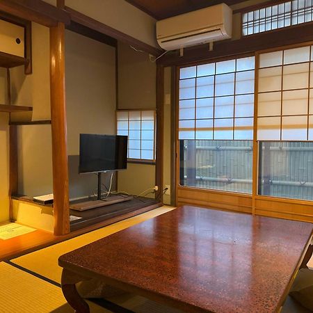 Our Turn Machiya Inn เกียวโต ภายนอก รูปภาพ
