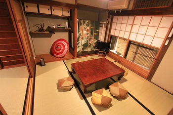 Our Turn Machiya Inn เกียวโต ภายนอก รูปภาพ